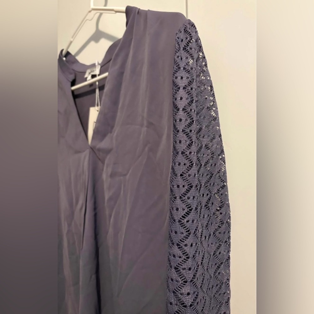 Elegant Purple Lace Sleeve Dress - Picture 3 of 4